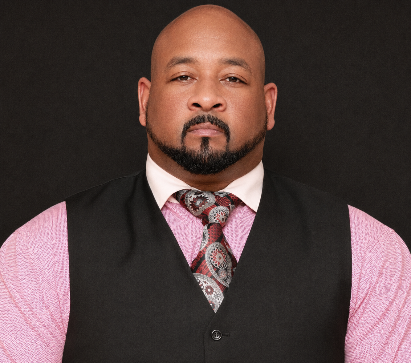 Dr. Roberto Reed